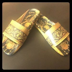 Versace slides